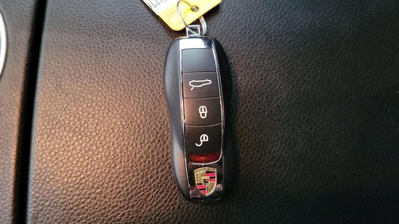 2016 Porsche Panamera  22