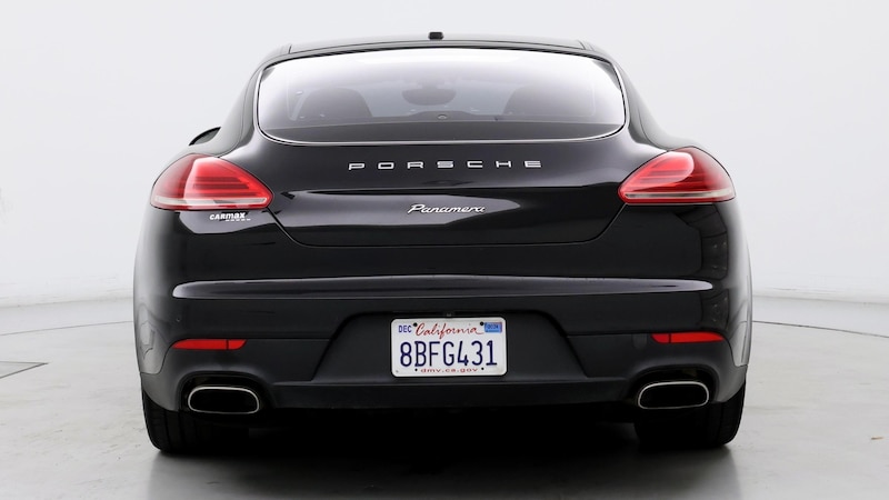 2016 Porsche Panamera  6