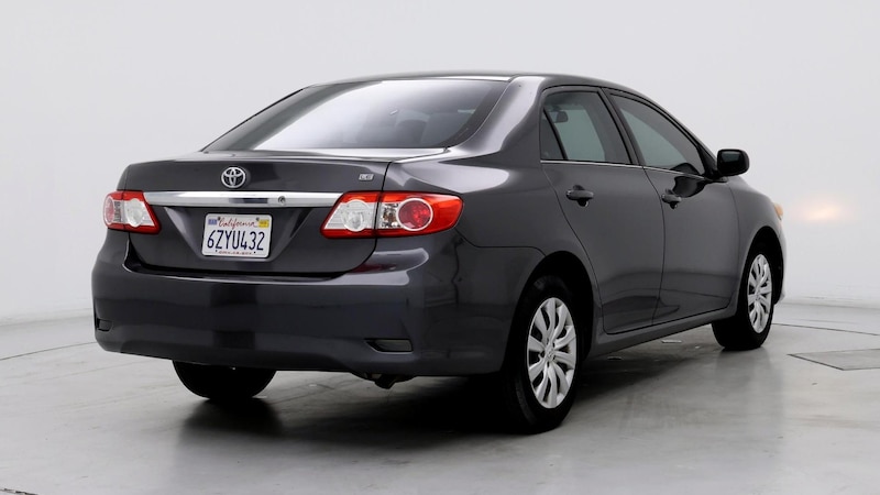 2013 Toyota Corolla LE 8