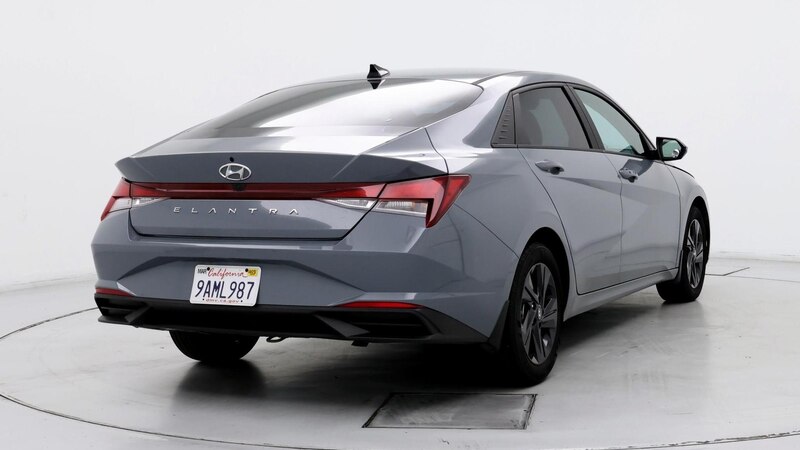 2022 Hyundai Elantra SEL 8