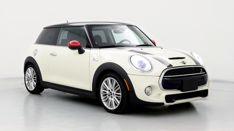 2015 MINI Cooper Hardtop S Hero Image