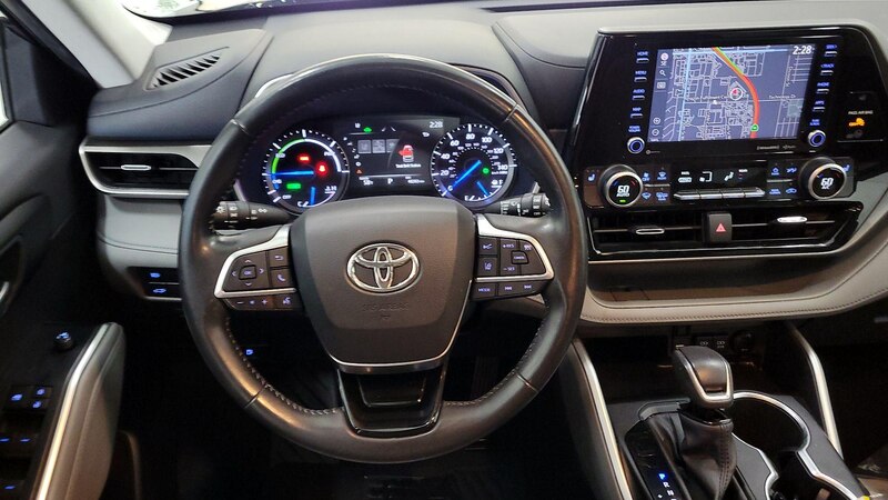 2021 Toyota Highlander XLE 10