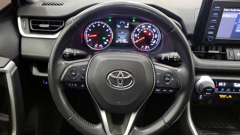 2019 Toyota RAV4 XLE Premium 10