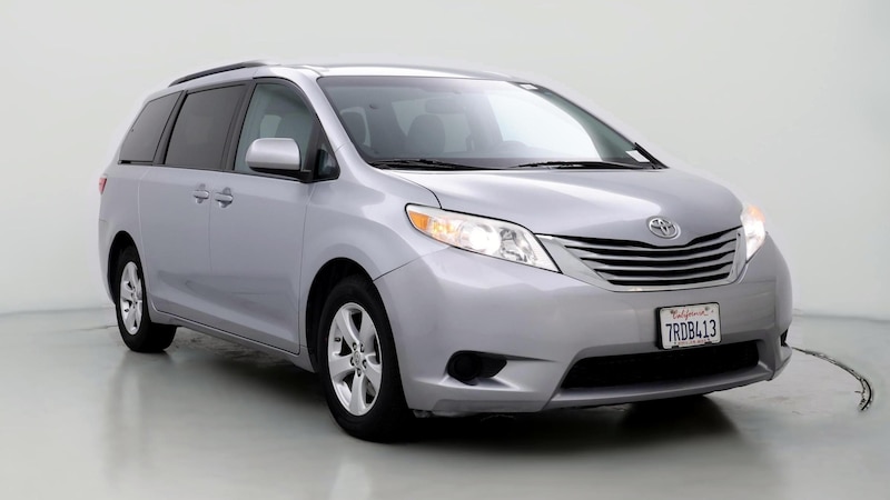 2016 Toyota Sienna LE Hero Image