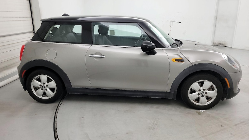 2016 MINI Cooper Hardtop  4