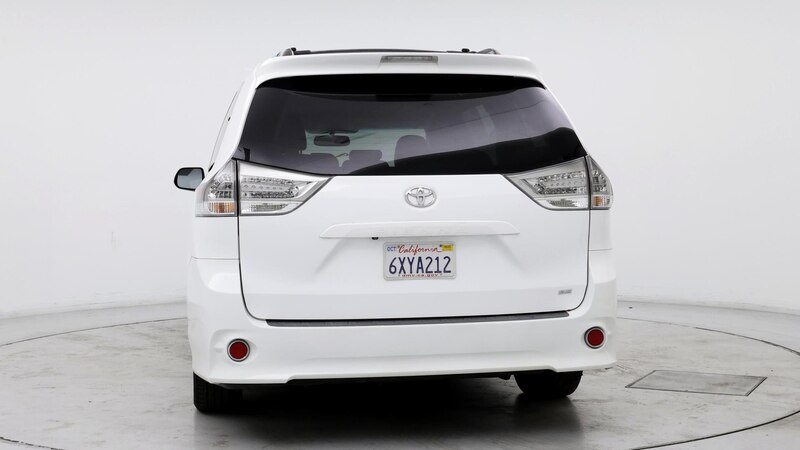 2013 Toyota Sienna SE 6