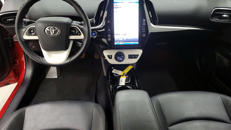 2017 Toyota Prius Prime Premium 9