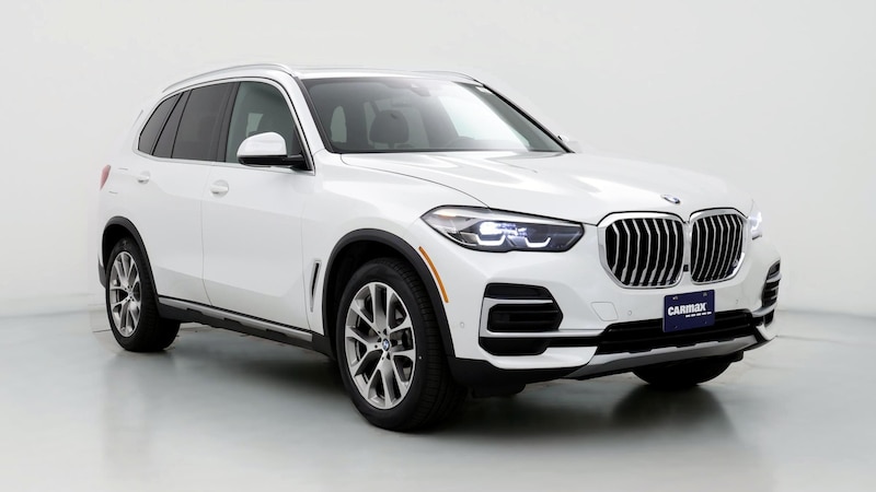 2022 BMW X5 sDrive40i Hero Image