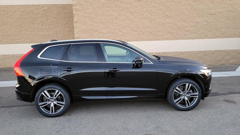 2019 Volvo XC60 T5 Momentum 4