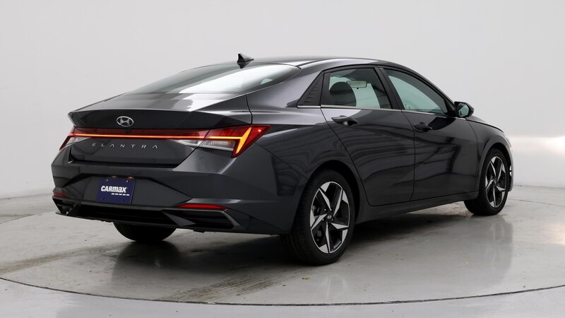 2021 Hyundai Elantra SEL 8