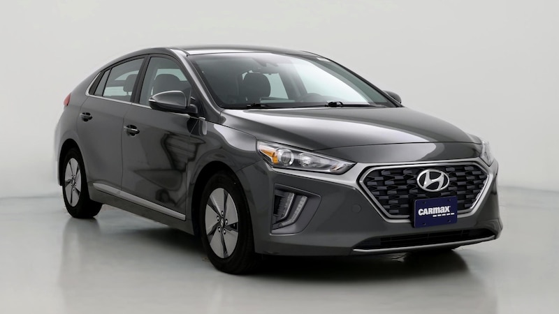 2022 Hyundai Ioniq SE Hero Image