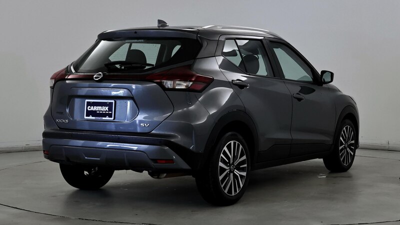 2021 Nissan Kicks SV 8