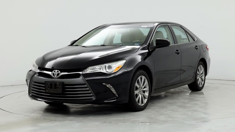 2017 Toyota Camry XLE 4