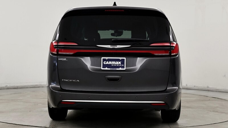 2023 Chrysler Pacifica Touring L 6