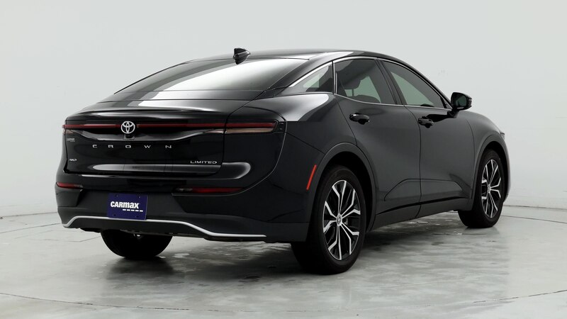 2023 Toyota Crown Limited 8