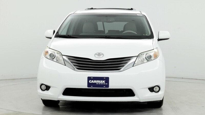 2014 Toyota Sienna XLE 5