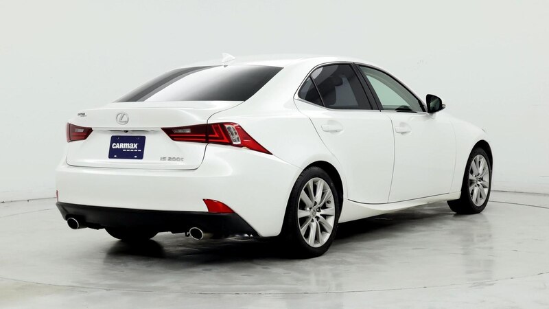 2016 Lexus IS 200t 8