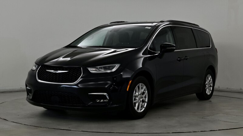 2022 Chrysler Pacifica Touring L 4