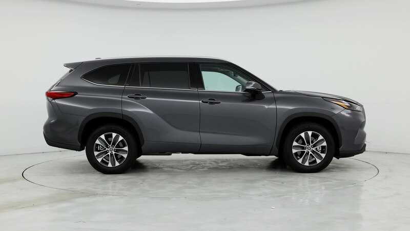 2022 Toyota Highlander XLE 7