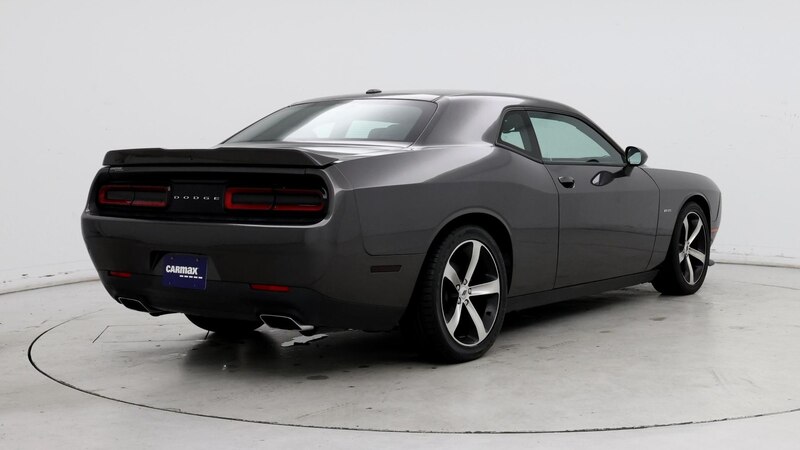 2019 Dodge Challenger R/T 8