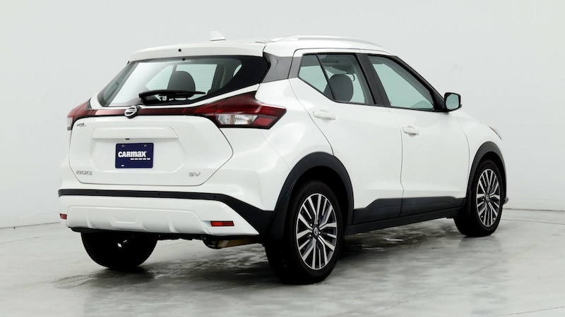 2021 Nissan Kicks SV 8