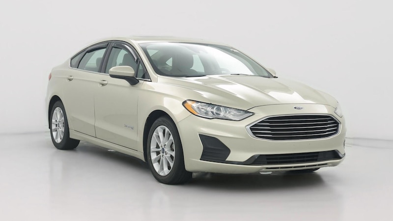 2019 Ford Fusion SE Hero Image