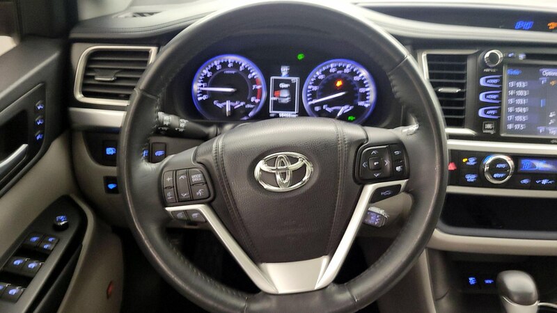 2014 Toyota Highlander Limited 10