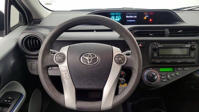 2013 Toyota Prius c Two 10