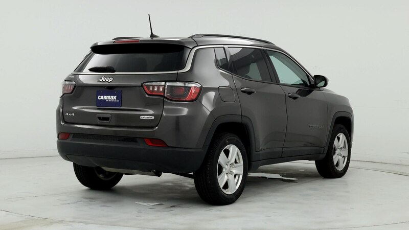 2022 Jeep Compass Latitude 8