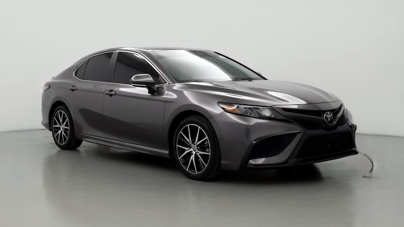 2022 Toyota Camry SE Hero Image