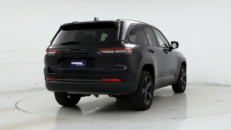 2023 Jeep Grand Cherokee Altitude 8