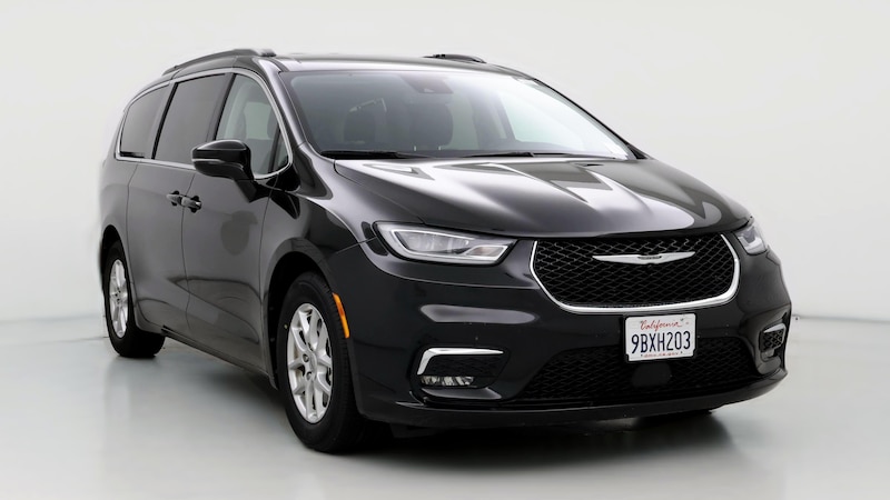 2022 Chrysler Pacifica Touring L Hero Image