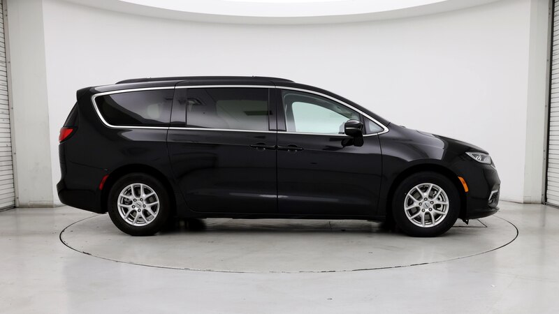 2022 Chrysler Pacifica Touring L 7