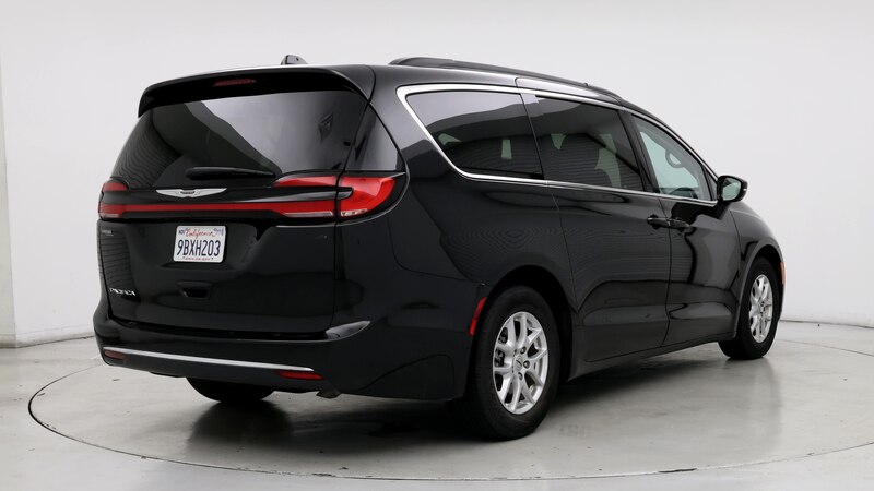 2022 Chrysler Pacifica Touring L 8