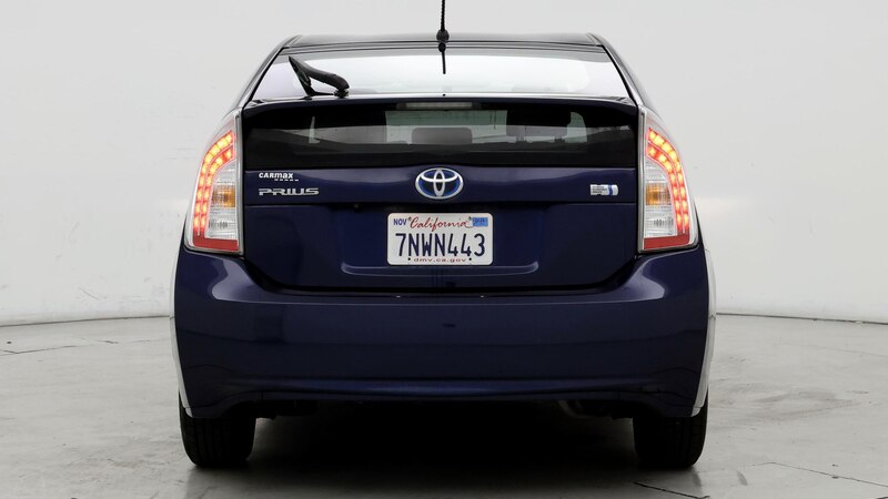 2015 Toyota Prius Three 6