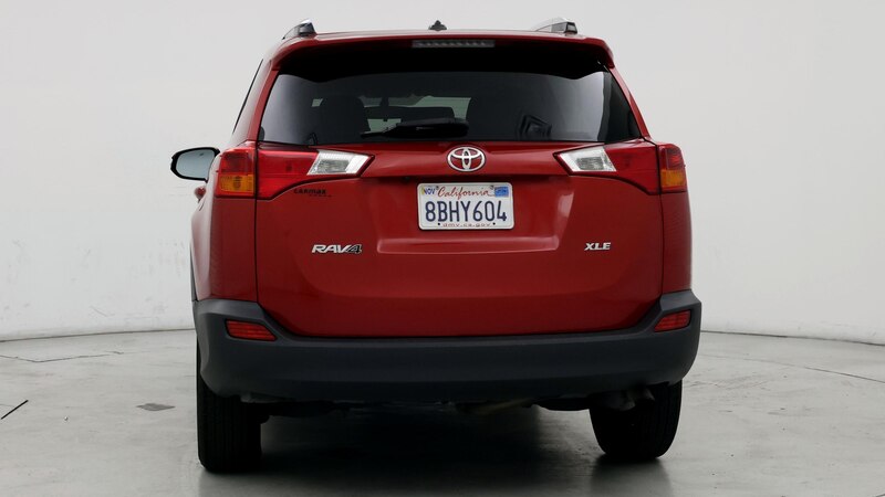 2015 Toyota RAV4 XLE 6