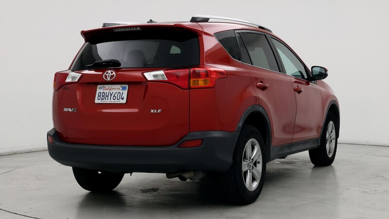 2015 Toyota RAV4 XLE 8