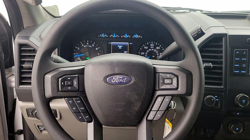 2015 Ford F-150 XL 10