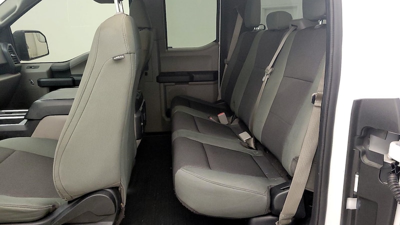 2015 Ford F-150 XL 18
