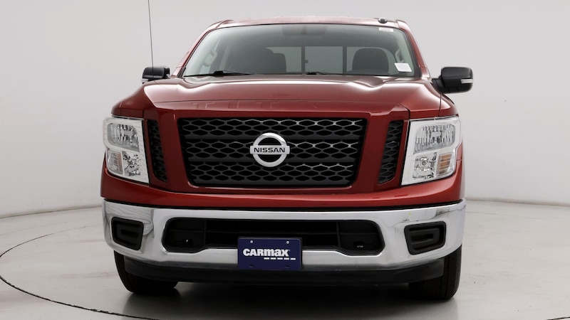 2019 Nissan Titan SV 5