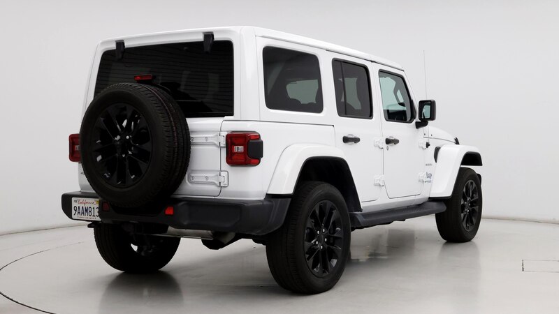 2021 Jeep Wrangler Unlimited Sahara 8