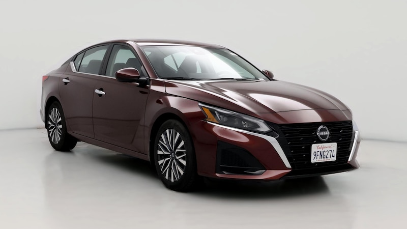 2023 Nissan Altima SV Hero Image