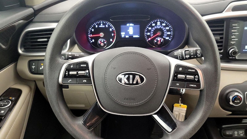 2019 Kia Sorento LX 10