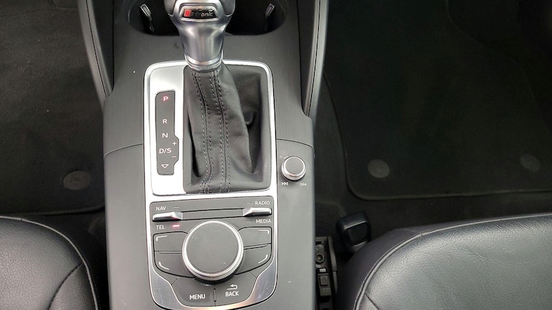 2015 Audi A3 Premium 17