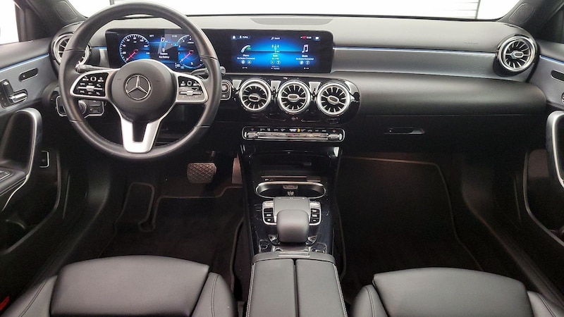 2020 Mercedes-Benz A-Class A 220 9