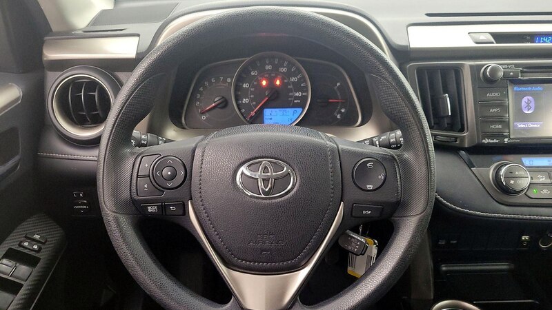 2014 Toyota RAV4 XLE 10