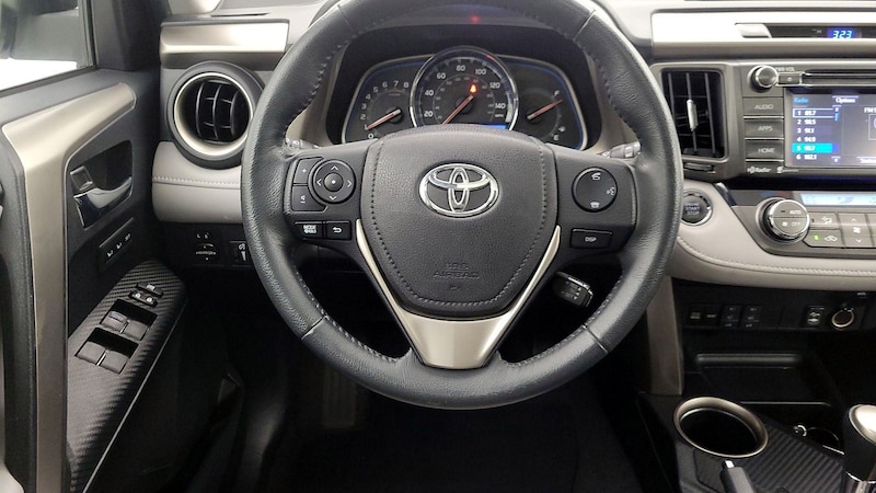 2015 Toyota RAV4 Limited 10