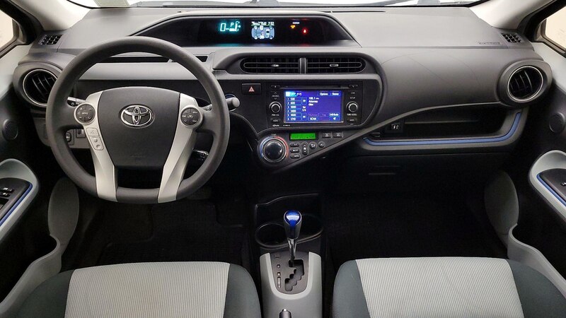 2013 Toyota Prius c Three 9