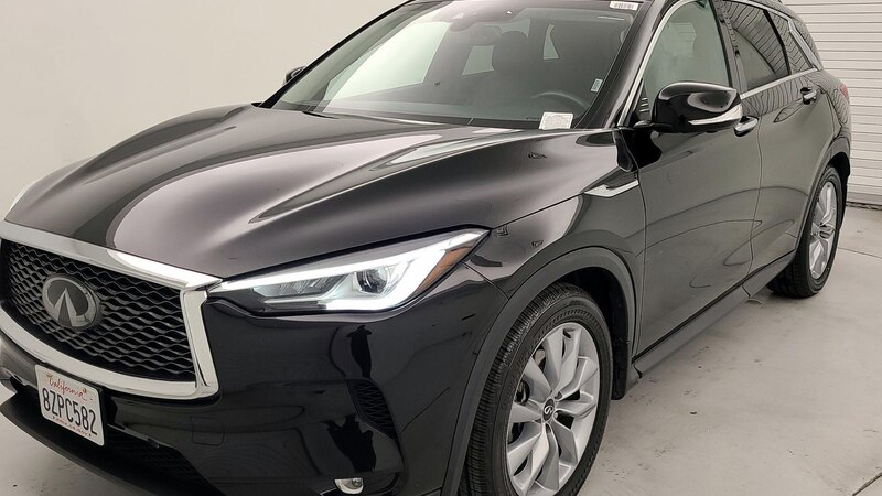 2021 INFINITI QX50 Essential 3