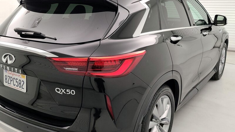 2021 INFINITI QX50 Essential 5